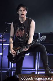 Black Hair Michael Is Feelsoverload 5sos Michael Michael Clifford Michael Gordon
