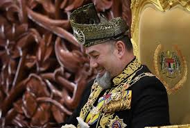 Nik mohd shafriman berkata, sultan muhammad v juga menyarankan peniaga agar mengutamakan pengurusan perniagaan melalui atas talian. Yang Di Pertuan Agong Sultan Muhammad V Letak Jawatan Semasa Mstar