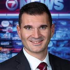 Larry Tow's Instagram, Twitter & Facebook