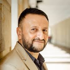 Frank Dooley's Instagram, Twitter & Facebook