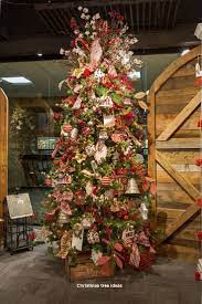 25 Christmas Tree Decorations An Integral Part Of The Festival Country Christmas Trees Christmas Tree Themes Country Christmas Decorations