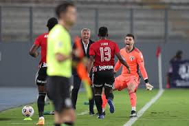 Transmissão do jogo ao vivo hoje (5), às. Spfc Sobra Em Estreia Na Libertadores E Faz 3 A 0 No Sporting Cristal