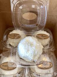 Cobie smulders says she's on tom cruise's infamous holiday cake list, and she looks forward to receiving the gift every time. Tom Cruise Coconut Cake Bakery Doan S White Chocolate Coconut Bundt Cake By Doan S Bakery Goldbelly It Uses A Combination Of Coconut Milk Coconut Extract And Coconut Flakes To Give
