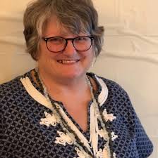 How much do people charge for the. Bead pens please .