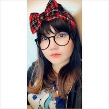 Wajah anakku ini mirip denganku, bahkan kak vidia mengatakan, papah kecil. setelah ini kita pake pembantu aja. Makin Imut Pakai Filter Kacamata Dan Bandana Duh Gemes Banget