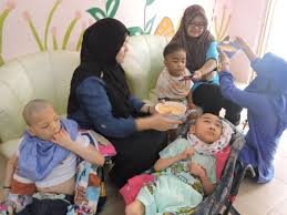 Malaysian association for the welfare of mentally challenged children. Persatuan Penjagaan Kanak Kanak Terencat Akal Selangor Hati Serving The Community Hati Serving The Community