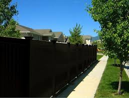 Living privacy fence ideas are a great way to be green and give personality to your homestead and invite nature in your live. 18 Privacy Fence Ideas To Add Some Privacy To Your Yard Blackline