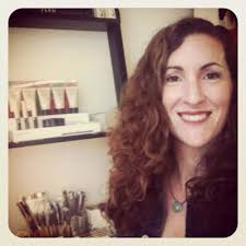 Evelyn Braddock (@skincaregoddess)