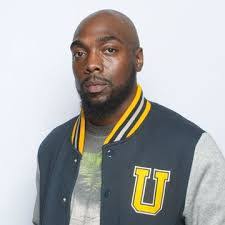 Calvin Bain's Instagram, Twitter & Facebook