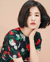 Korean beauty asian beauty song hye kyo style song hye kyo hair korean celebrities celebs medium hair styles long hair styles shot hair styles. ð˜–ð˜§ð˜§ð˜ªð˜¤ð˜ªð˜¢ð˜­ ð˜šð˜°ð˜¯ð˜¨ ð˜ð˜ºð˜¦ ð˜'ð˜ºð˜° ì†¡í˜œêµ On Twitter Long Hair Short Hair Curly Hair Straight Hair No Problem Songhyekyo Is A Goddess In Any Hairstyle