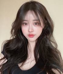 Wavy long bangs korean hairstyle. 40 Hot Wispy Bangs That Are So Trendy In 2021 Hair Adviser