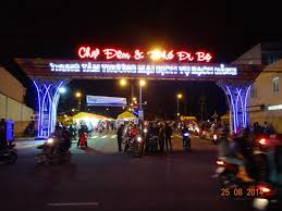Quá trình đón xe về quê không tiếp xúc với ai, trước khi lên xe có khai báo y tế và ngồi ở hàng ghế sau cùng. Chá»£ Ä'em Va Phá»' Ä'i Bá»™ Báº¡ch Ä'áº±ng Binh DÆ°Æ¡ng Náº±m á»Ÿ Ä'au Co Gi Hot