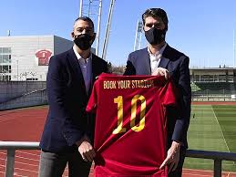 Последние твиты от adel asanty (@adel_asanty). Fans Day Out At Spain Soccer Extravaganza Coliseum