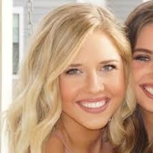 Loren Welsh's Instagram, Twitter & Facebook