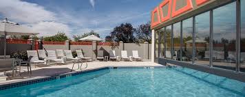 Albuquerque koa journey is located in albuquerque, new mexico and offers great camping sites! Albuquerque Hotels With Pools Albuquerque Marriott Pyramid North