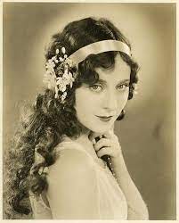 Jobyna Ralston 12 1920s Long Hair Long Hair Styles Womens Hairstyles