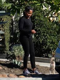 Meghan markle's mum doria ragland has flown into london ahead of the birth of the duke and duchess of sussex's first child. Meghan Markle S Mother Doria Ragland Gets Security Detail Express Digest