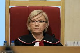 Julia przyłębska (z domu żmudzińska; Szef Krrit Zakazuje Tvn 24 Poslugiwania Sie Zwrotem Trybunal Julii Przylebskiej Element Mowy Nienawisci