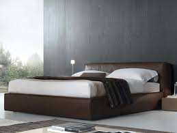 Rivestimenti per testate letto imbottite. Letto Contenitore In Pelle Con Testiera Imbottita Mark Letto In Pelle Jesse