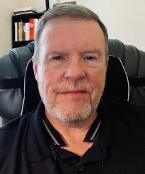 BOOKS BUILD LEADERS Substack With Jeffrey Mangus