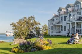 Located in bar harbor, bar harbor inn is on the waterfront. Where To Stay In Acadia National Park Bar Harbor New England With Love