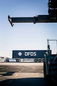 Dfds logistics also provide market specific transport solutions dealing with every aspect of the primarily working with the dfds vessels from sweden to belgium, uk, and baltic, we operate with. Vera S First Assignment Volvo Trucks Presents An Autonomous Transport Between A Logistics Centre And Port Volvo Trucks