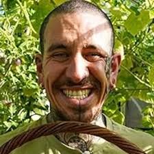 Low Waste Kitchen by Alessandro Vitale