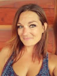 Nikki Seibel's Instagram, Twitter & Facebook