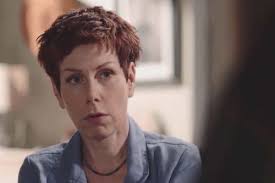 Plus belle la vie narrates the everyday life of the people who are living in a fictitious neighborhood called le mistral. Plus Belle La Vie Pblv En Avance Babeth Quitte Patrick Et S Installe Chez Luna Le Resume De L Episode Du 14 Aout 2020 Video