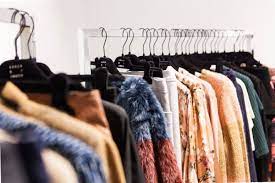 Cocok untuk pemula, diberikan materi, bimbingan, dan konsultasi gratis. 7 Daftar Produk Terlaris Untuk Usaha Reseller Modal Minim Untungnya Lumayan Besar