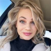 Karen Trull's Instagram, Twitter & Facebook