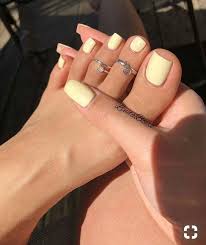 Alibaba.com offers 1,042 pretty acrylic nails products. Nails Yellow Acrylic And Acrylic Nails Image 6861543 On Favim Com