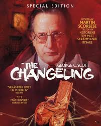 The Changeling es una película🎥 de horror sobrenatural canadiense🇨🇦 de  1980 dirigida🎬 por Peter Medak. El guión se basa en eventos que el  escritor Russel Hunter afirmó haber experimentado mientras vivía en