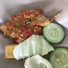 Ayam gepuk sambel bawang pak gembus merupakan. Restoran Ayam Gepuk Pak Gembus Selayang Batu Caves Restaurant Bewertungen Telefonnummer Fotos Tripadvisor