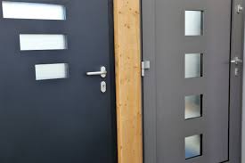 Pourquoi Choisir Une Porte D Entree En Aluminium Portes Entree Porte D Entree