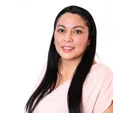 Candelaria Barajas's Instagram, Twitter & Facebook