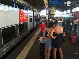 Au final, plus de 200 rames seront déployées pour assurer des trains express régionaux (ter) ainsi que des trains intercités. Sncf Le Trafic Des Trains Interrompu Au Sud De Toulouse Apres Un Probleme Electrique Actu Toulouse