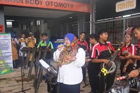 Mohon kerjasama semua warga kolej vokasional puteri temerloh dan pelawat yang pernah ke pusat sumber kv puteri temerloh agar. Sony Dsc Majalah Sora