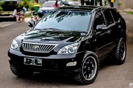 32 inch mud tires 2 strut spacer lift cargo basket and led lightbars are all that you need to turn your soccer mom lexus rx350 in 2020 lexus offroad toyota harrier 32 inch mud tires 2 strut spacer lift