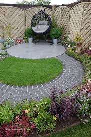 Garden Design How To Design A Small Garden Futuredesign77 Com Circular Garden Design Garden Landscaping Diy Small Garden