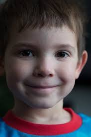 Lindsey Reich's Instagram, Twitter & Facebook