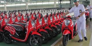 Modifikasi Motor Scoopy F1 Blog Gambar Modifikasi Motor Di 2020 Motor Honda Gambar