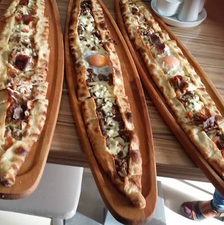 Sağlamtaş’ta Doğal Ve Geleneksel Hamur Lezzetleri: Sağlamtaş Pide Lahmacun