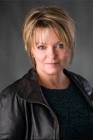 Tammy Waterfield's Instagram, Twitter & Facebook