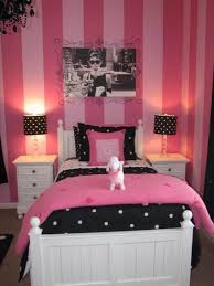Black And Pink Room Paint Gracie S Pink And Black Bedroom Paris Themed Bedroom Girls Bedroom Paint Bedroom Themes