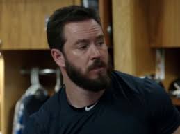 Pitch: Mike Does His Best To Ease Everyone's Nerves In The Locker Room