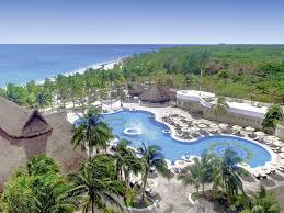 Stroll through the fantastic hotel gardens, relax in the new spa or take a refreshing dip in one of our pools. Hotel Catalonia Royal Tulum In Tulum Bei Alltours Buchen