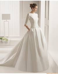 2015 A Linie Schlichte Exklusive Brautkleider Aus Satin Mit Schleppe Hochzeitskleider Vintage Brautmode Braut