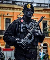 A retired special forces colonel tries to save his daughter, who was abducted by his former. Comando Yanahuna Ejercito Del Peru Military Special Forces Special Forces Military Forces