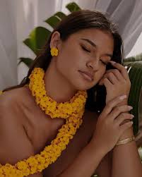 Pua kind of girl @modernhawaiiantreasures